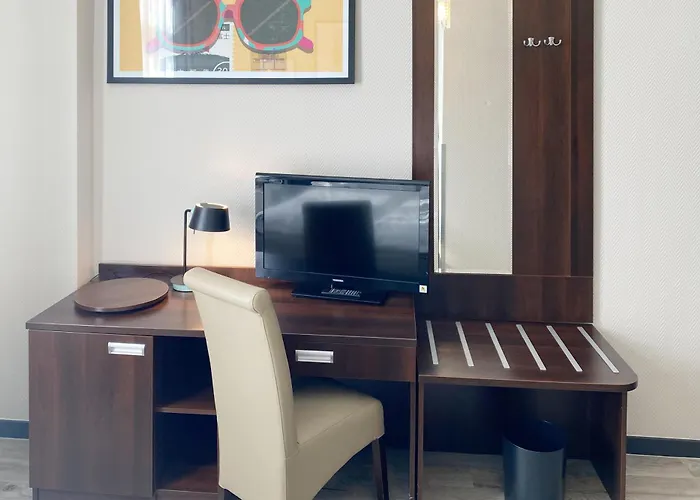 Garner - Graf Moltke By Ihg 3*