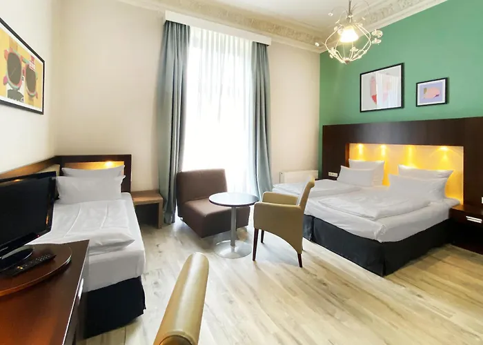 Garner - Graf Moltke By Ihg 3*